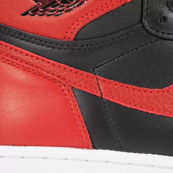 AIR JORDAN 1 HIGH RETRO OG BANNED 2016