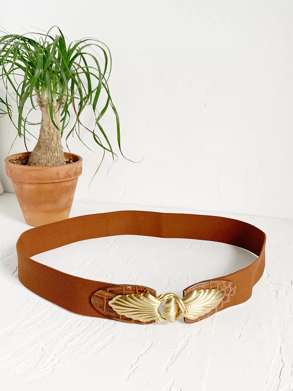 Brown Stretch Belt with Interlocking Brass Buckle