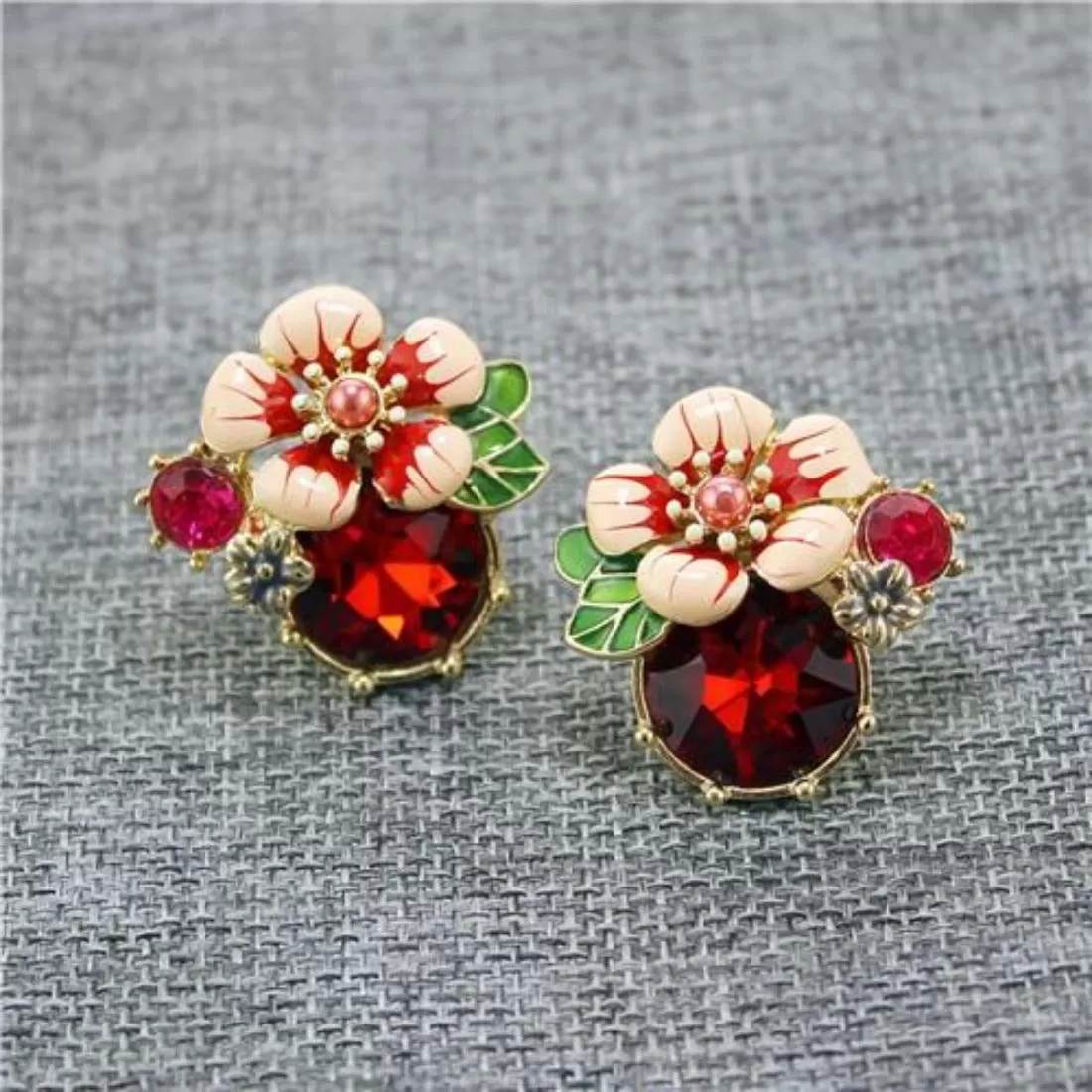 Exquisite Colorful Floral Stud Party Wear Earring - 2 Colors