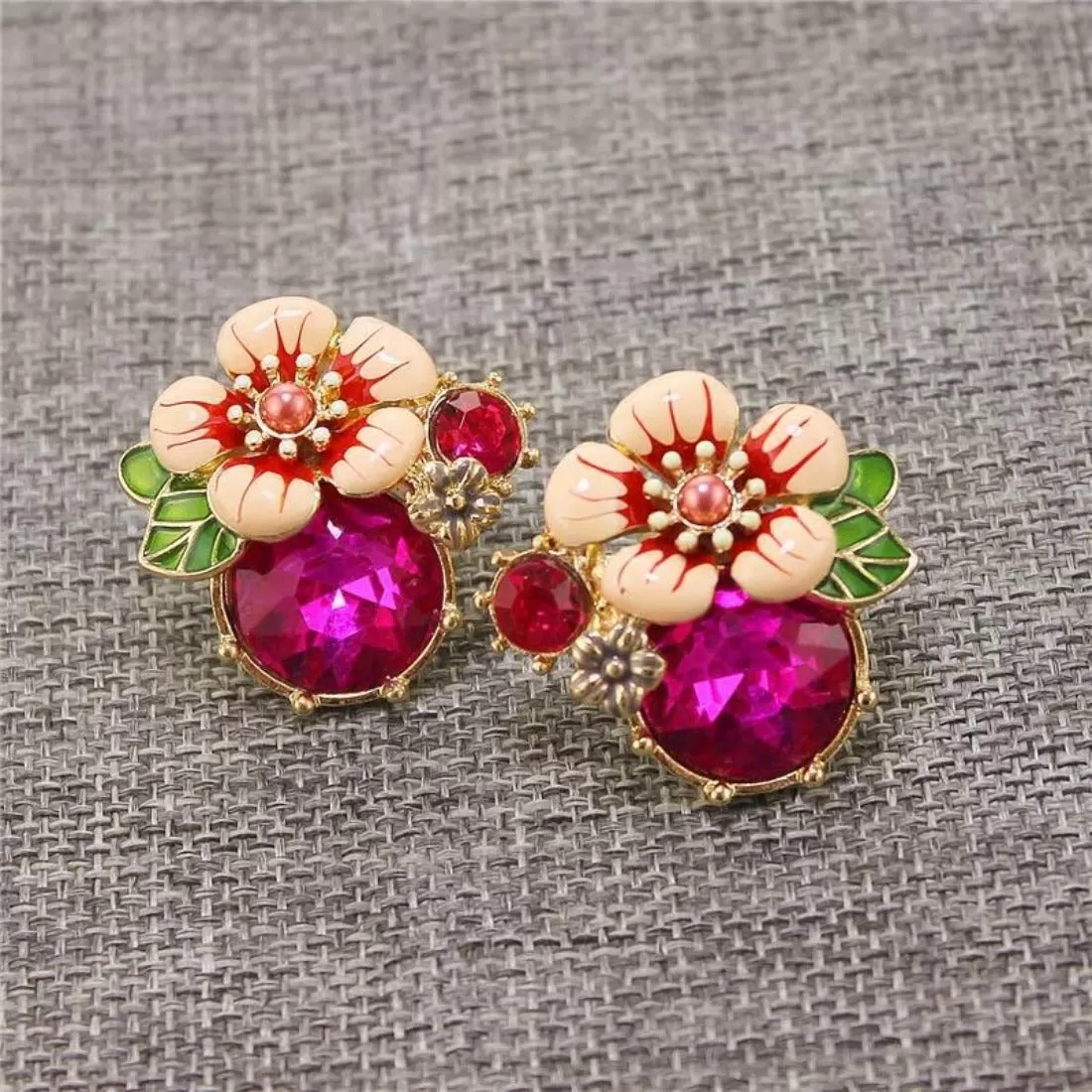 Exquisite Colorful Floral Stud Party Wear Earring - 2 Colors