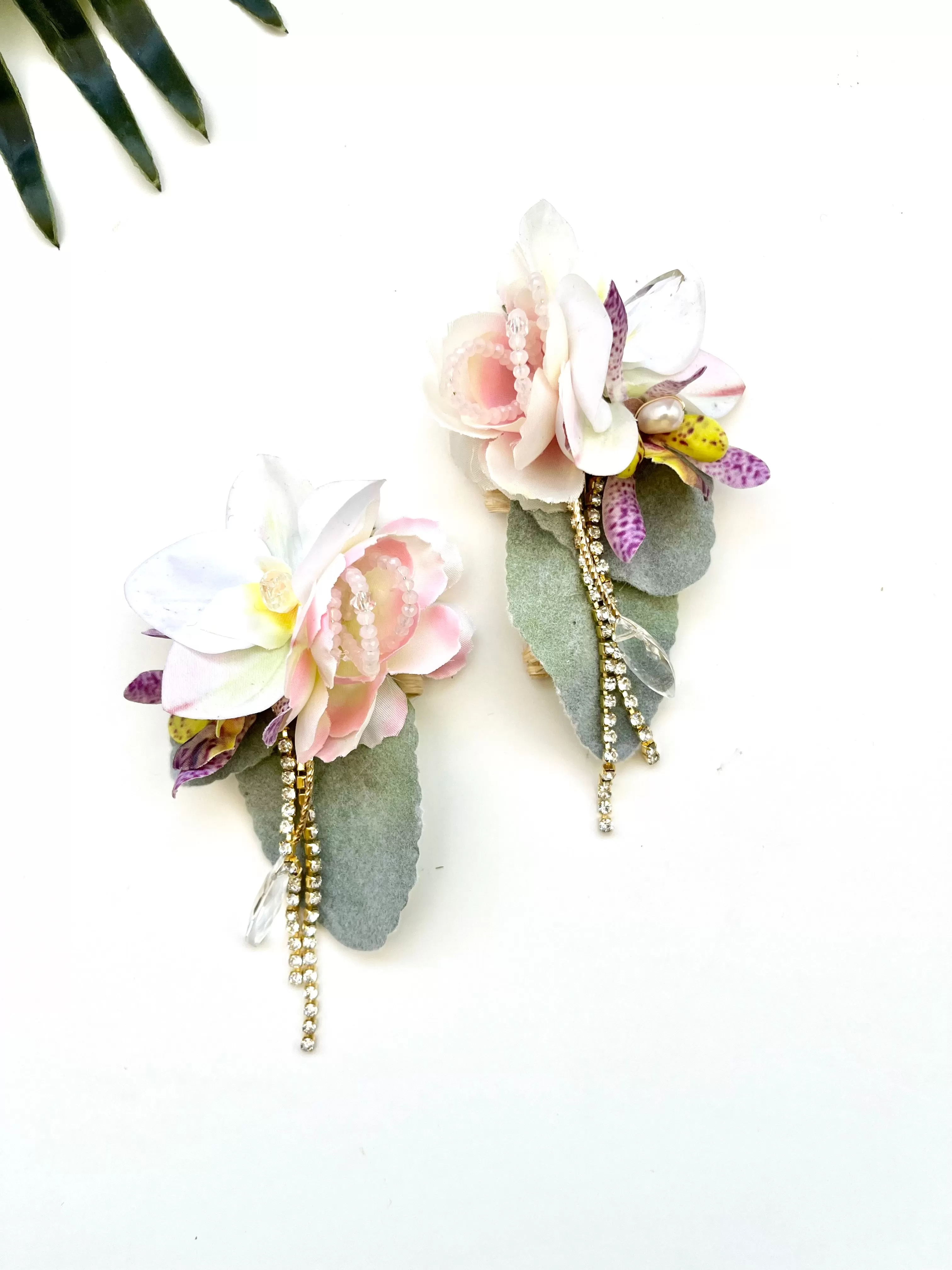 garden party earrings - tea party II