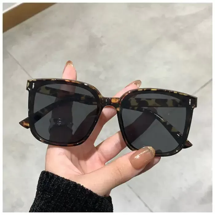 Retro Glam Square Sunglasses!