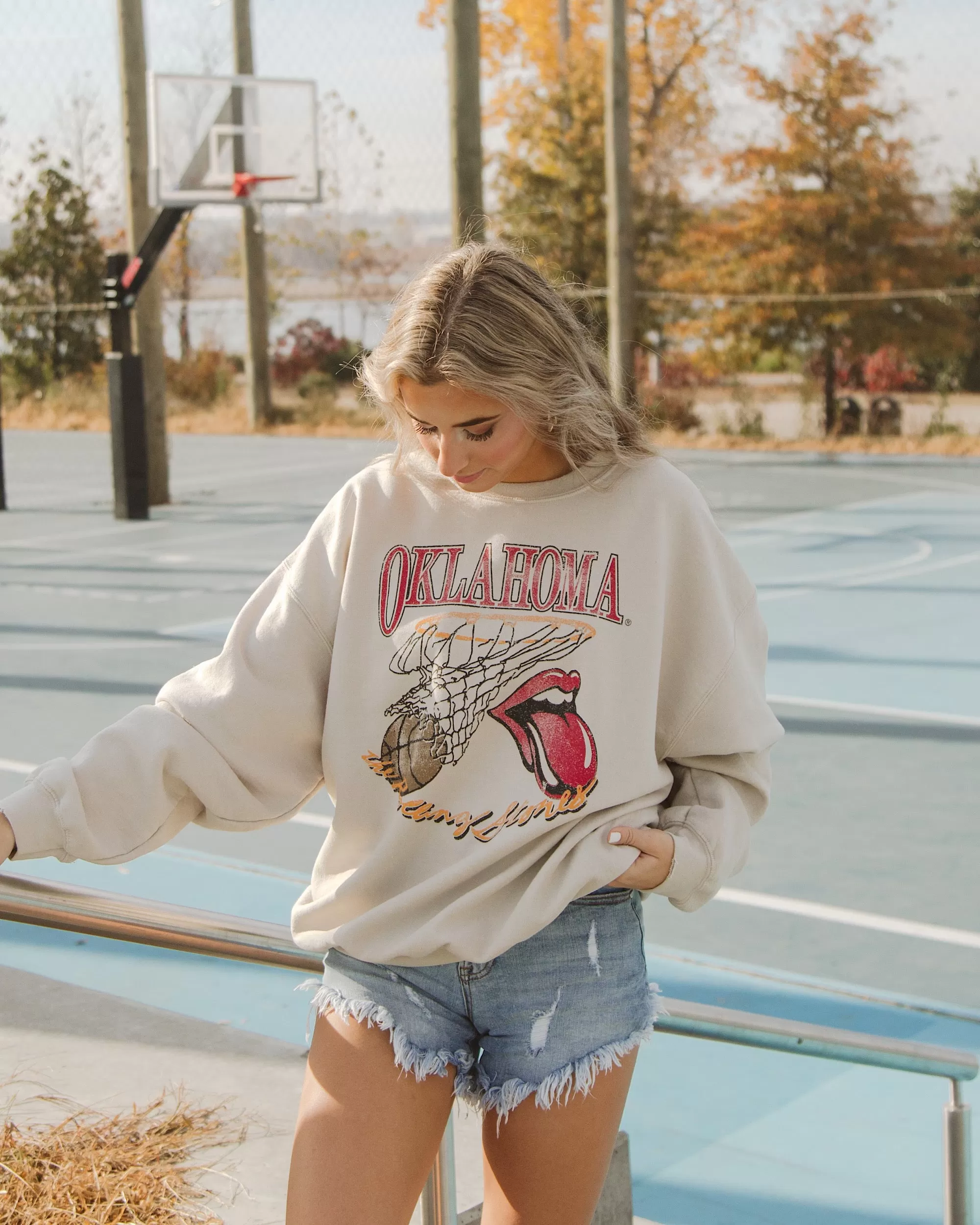 Rolling Stones Sooners Basketball Net Sand Thrifted Sweatshirt